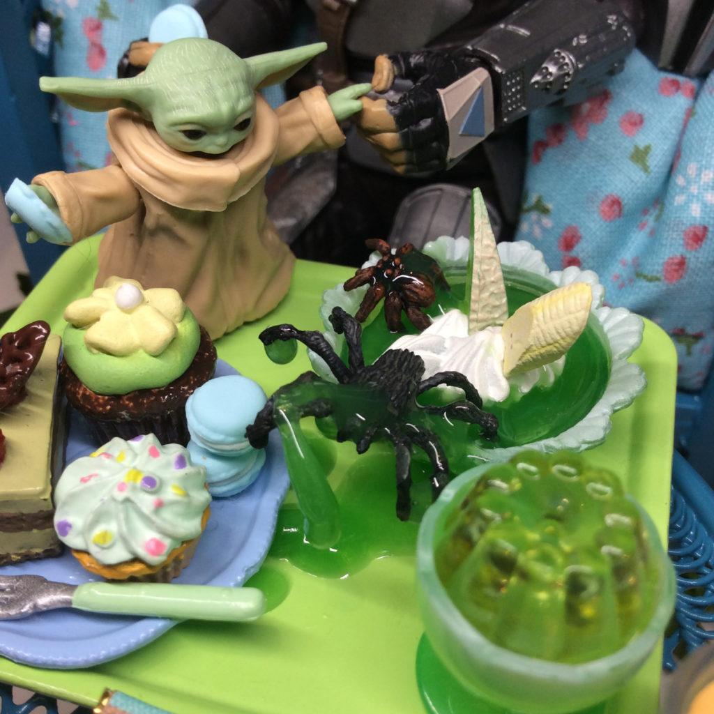 Baby Yoda eating spiders and space macarons with Mando diorama by Suzanne Forbes Dec 2020